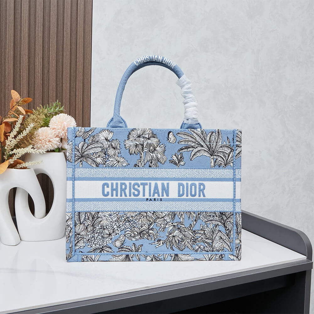 Medium Dior Book Tote